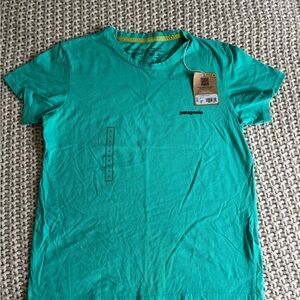 Patagonia Men's Aqua Short Sleeve Tee